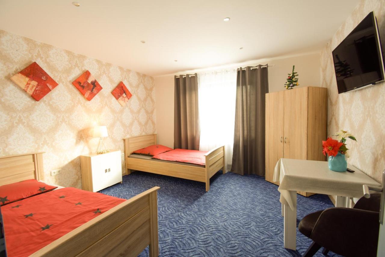 Mainzimmer - Business Apartments Hasloch  Экстерьер фото