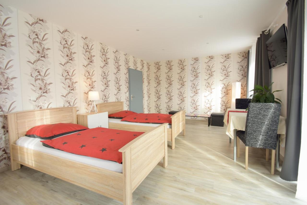 Mainzimmer - Business Apartments Hasloch  Экстерьер фото