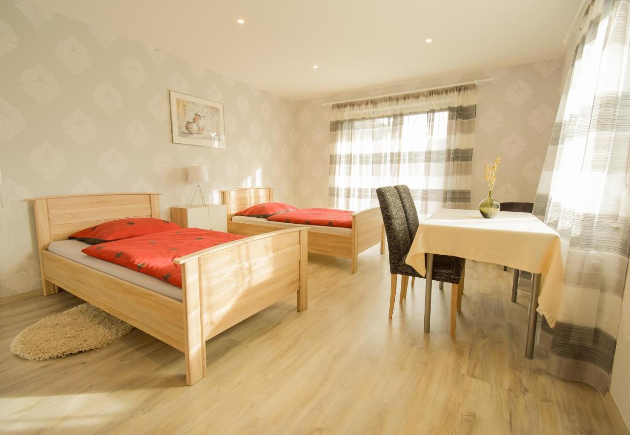 Mainzimmer - Business Apartments Hasloch  Экстерьер фото